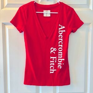 Vintage Y2K Abercrombie & Fitch Graphic V-neck T-shirt Size Medium